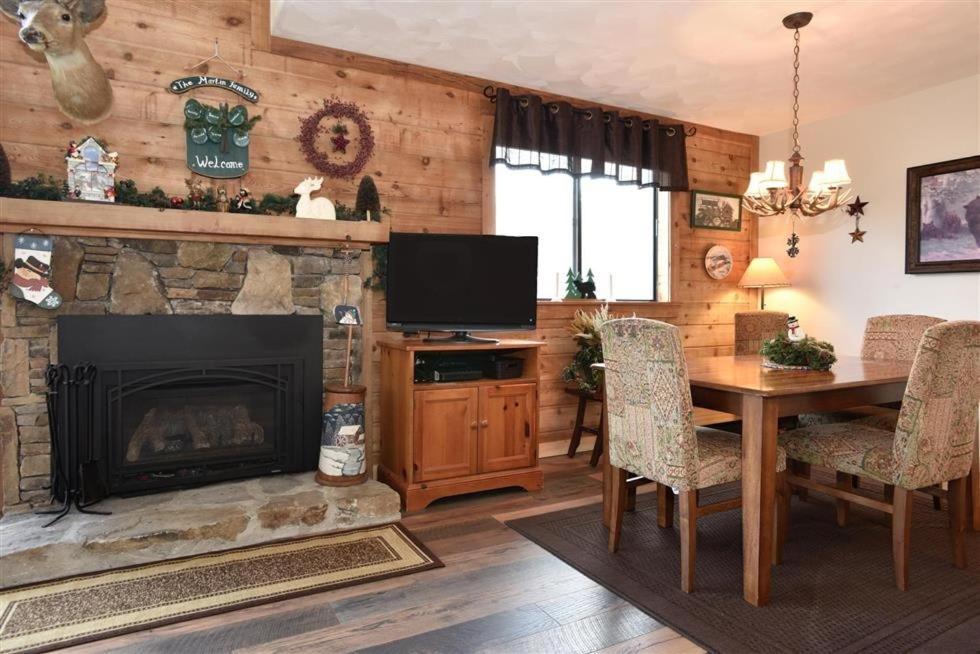 Apartment Seven Springs 3 Bedrooms Premium Condo, In Out *